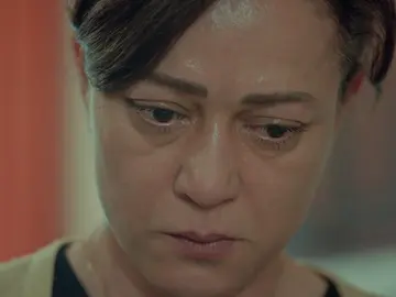 Bahar, a su madre: “Mi pobre padre se quitó la vida por lo que le hiciste” Bahar, a su madre: “Mi pobre padre se quitó la vida por lo que le hiciste”