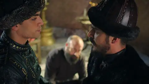 Mehmet y Mustafá El sultán