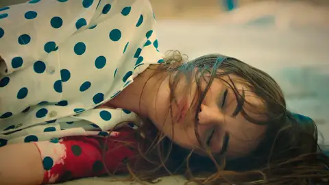 Ayse cae al suelo tras recibir un disparo de Hande: ¿Ha acabado con su vida? Ayse cae al suelo tras recibir un disparo de Hande: ¿Ha acabado con su vida?