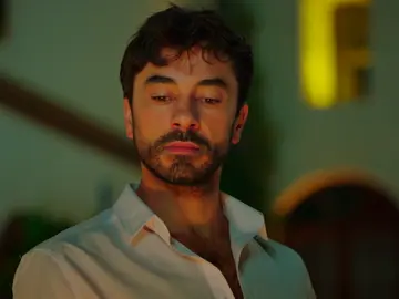 Ferit quema todo su pasado con Hande: “Voy a escribir una nueva historia con mi esposa” Ferit quema todo su pasado con Hande: “Voy a escribir una nueva historia con mi esposa”