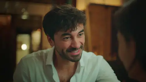 Ayse enferma y Ferit cuida de ella: el momento que marca un antes y un después en su relación Ayse enferma y Ferit cuida de ella: el momento que marca un antes y un después en su relación