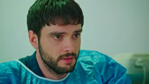 “Ferit y tú sois hermanos”: Yaman deja morir a su padre sin entender su mensaje “Ferit y tú sois hermanos”: Yaman deja morir a su padre sin entender su mensaje