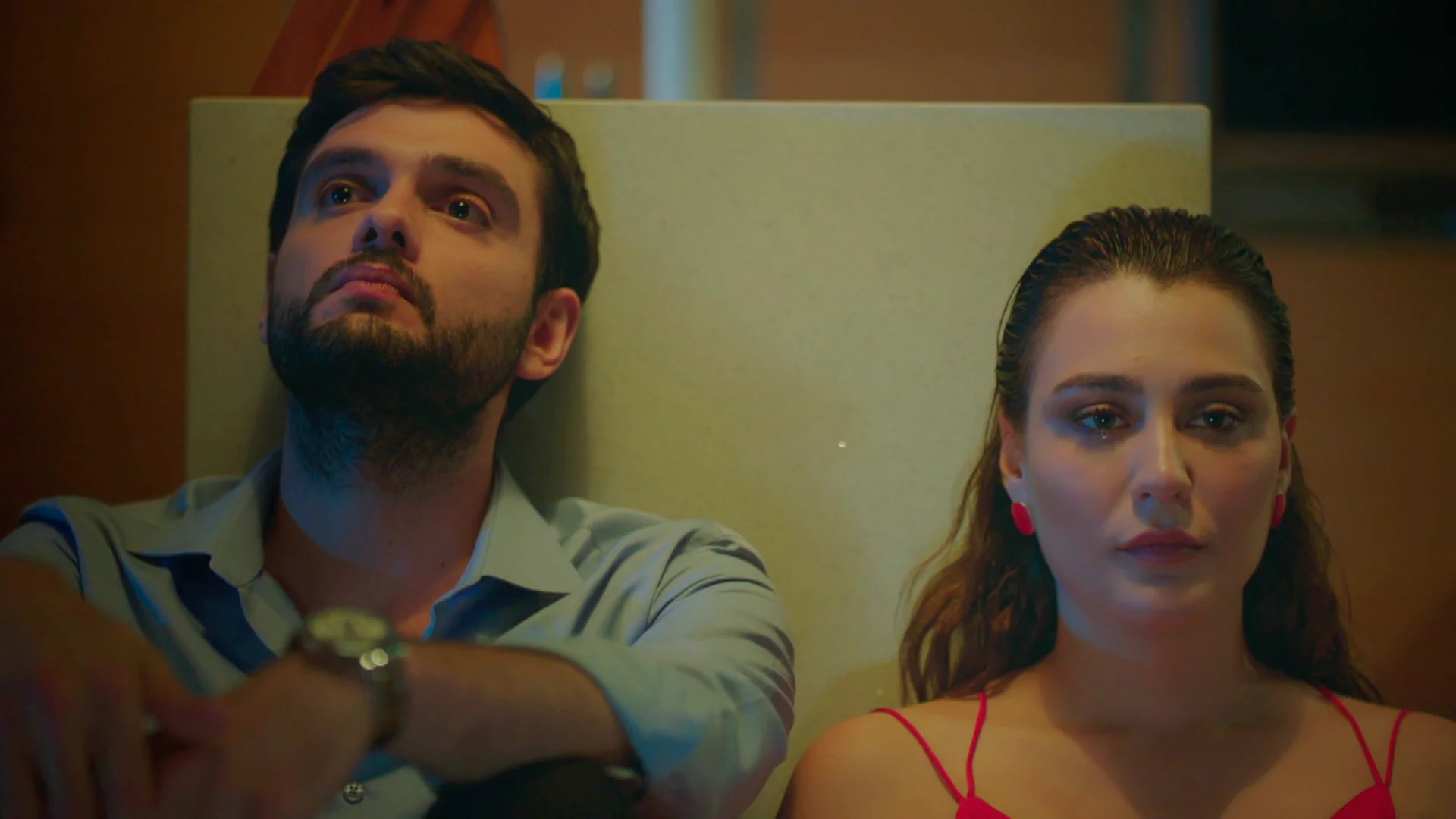 La conversaci&oacute;n m&aacute;s sincera entre Hande y Yaman sobre Ferit: "En el amor no se razona"