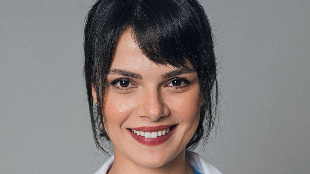 Nazli es la mujer que mejor comprende a Alí