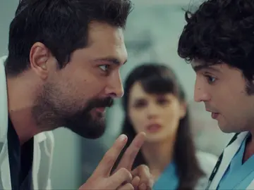 Ferman humilla a Alí delante de todos en el hospital: "No debes estar aquí" Ferman humilla a Alí delante de todos en el hospital: "No debes estar aquí"