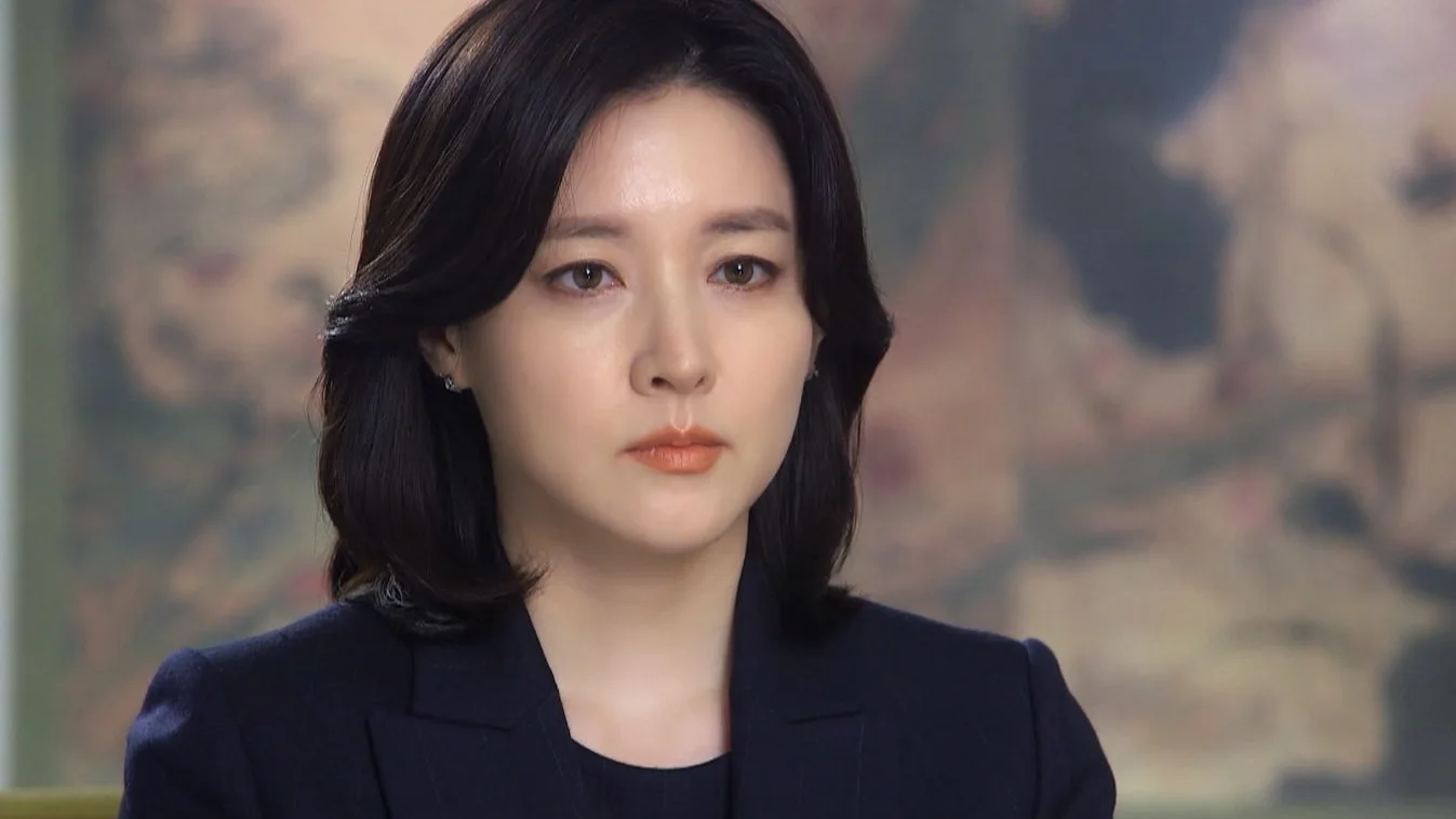 La profesora Ji yoon Saimdang