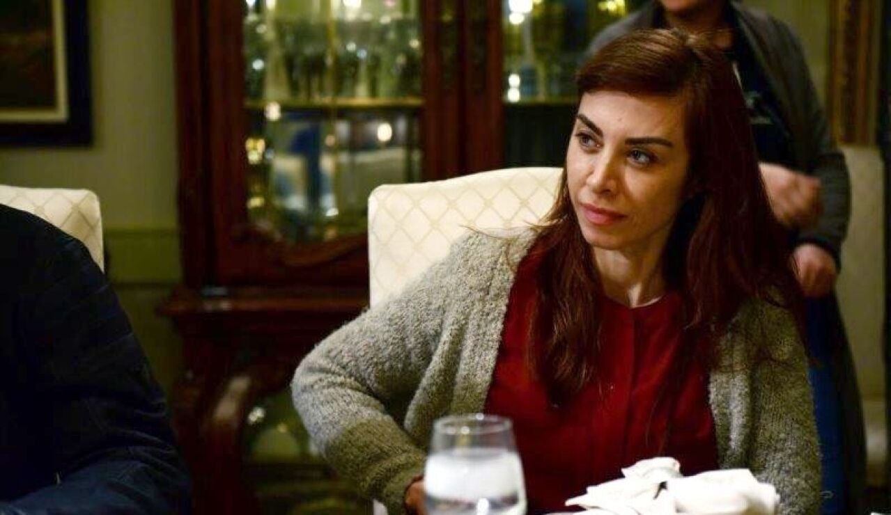 Senem es la t&iacute;a de S&uuml;reyya y la mujer que la ha criado desde peque&ntilde;a