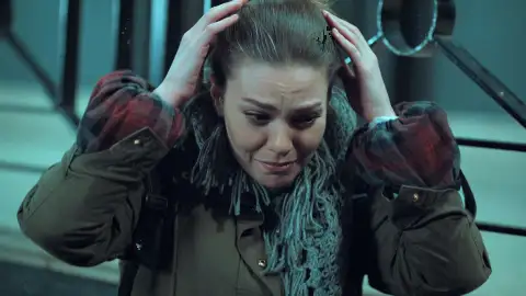 Süreyya, asustada La novia de Estambul