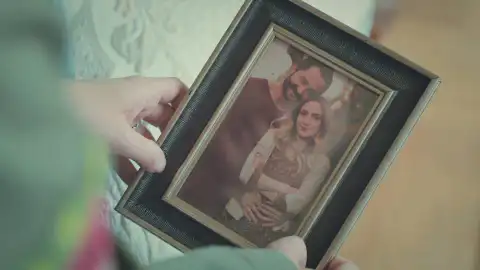 Süreyya y Esma se ponen nostálgicas: recuerdan su pasado cuando eran felices Süreyya y Esma se ponen nostálgicas: recuerdan su pasado cuando eran felices