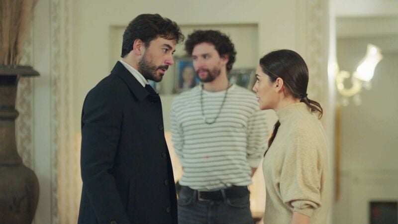 Parece que Ferit está perdiendo a Ayse: su mujer quiere vivir con su abuelo Sahin