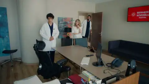 Vuslat no está dispuesta a perder a Alí y juega con sus sentimientos Vuslat no está dispuesta a perder a Alí y juega con sus sentimientos