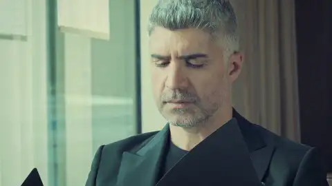 La advertencia iba en serio: el abogado de Süreyya presenta los papeles del divorcio a Faruk La advertencia iba en serio: el abogado de Süreyya presenta los papeles del divorcio a Faruk