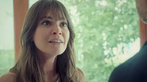 Süreyya planta cara a Esma: "Eres una mujer cruel que manipula a todos y causa dolor a sus hijos" Süreyya planta cara a Esma: "Eres una mujer cruel que manipula a todos y causa dolor a sus hijos"