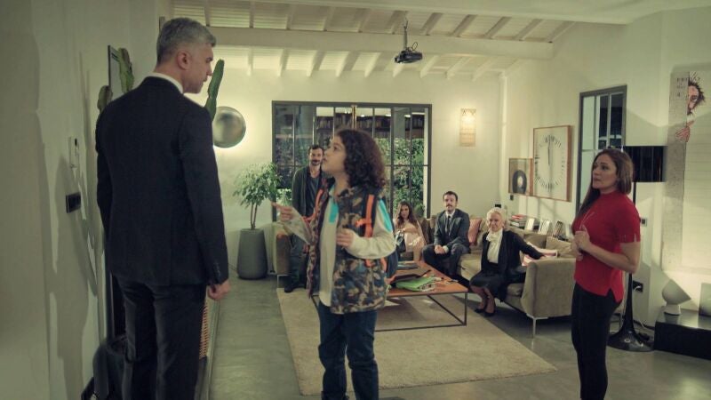 Las artimañas de Esma para distanciar a Faruk de Süreyya