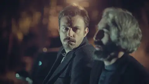 Fikret y Adem se alían para acabar con Faruk Fikret y Adem se alían para acabar con Faruk