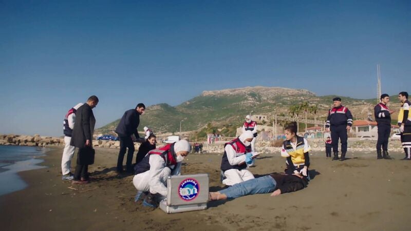 El momento más duro para Ayse: encuentran muerta a su prima Elif 