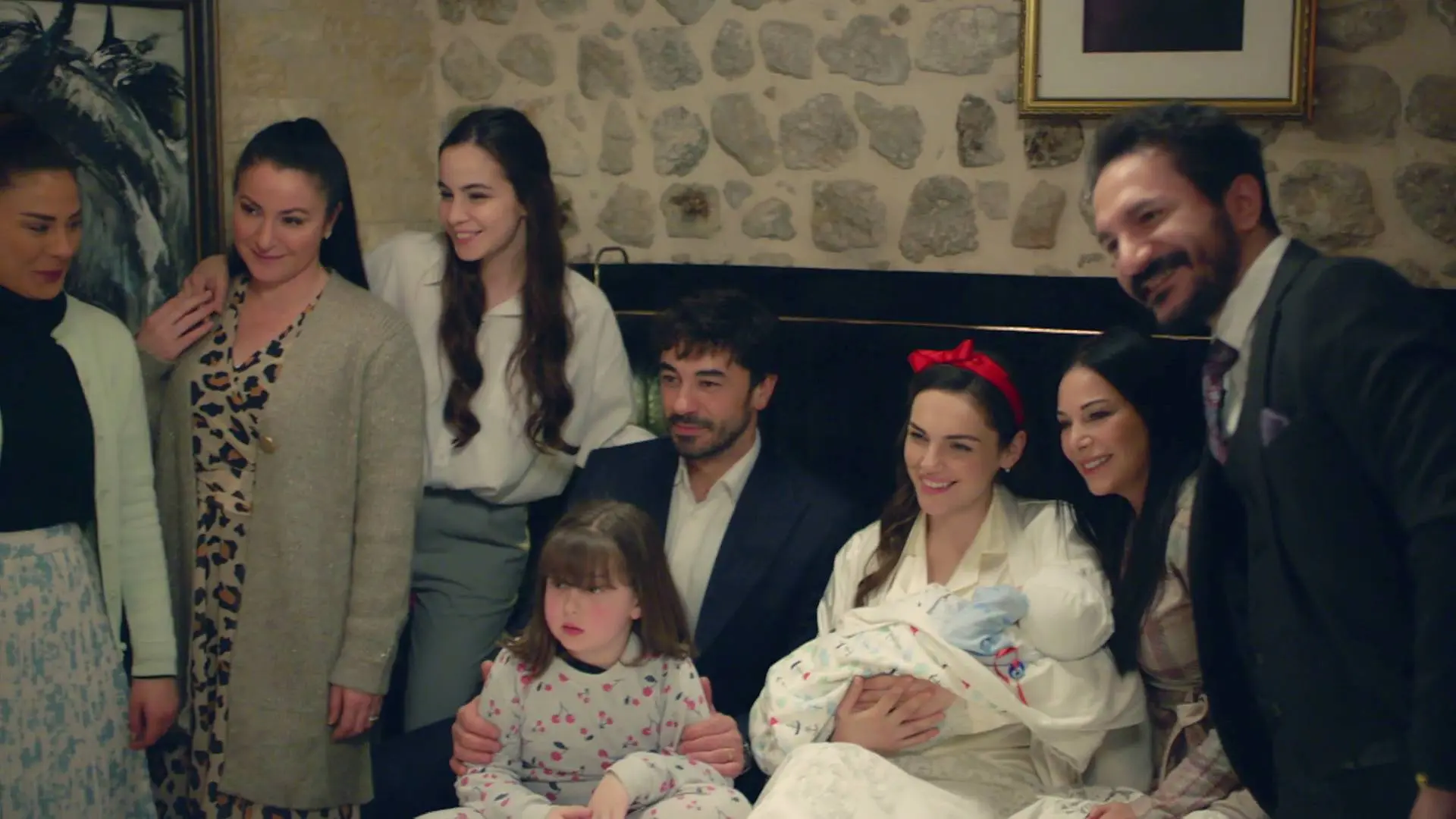 ¡El amor y la felicidad triunfan en Corazón herido! ¡El amor y la felicidad triunfan en Corazón herido!