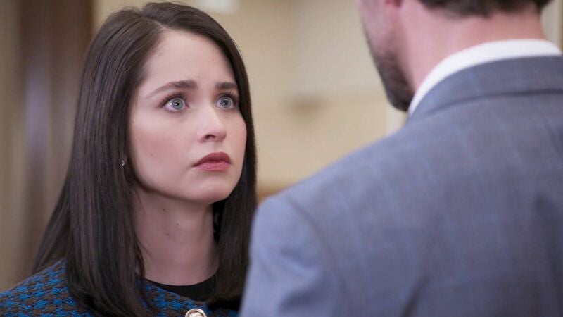 Julieta estalla: sus celos por Sara alcanzan un punto crítico 