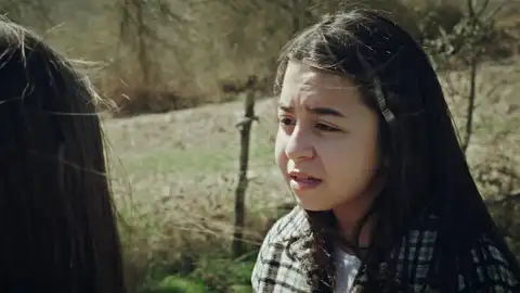 La amistad entre Melissa y Defne se rompe en pedazos La amistad entre Melissa y Defne se rompe en pedazos