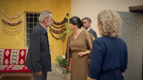 La grave acusación de Kevsa a Bedir: "Müslüm ha raptado a mi hija Nefise" La grave acusación de Kevsa a Bedir: "Müslüm ha raptado a mi hija Nefise"