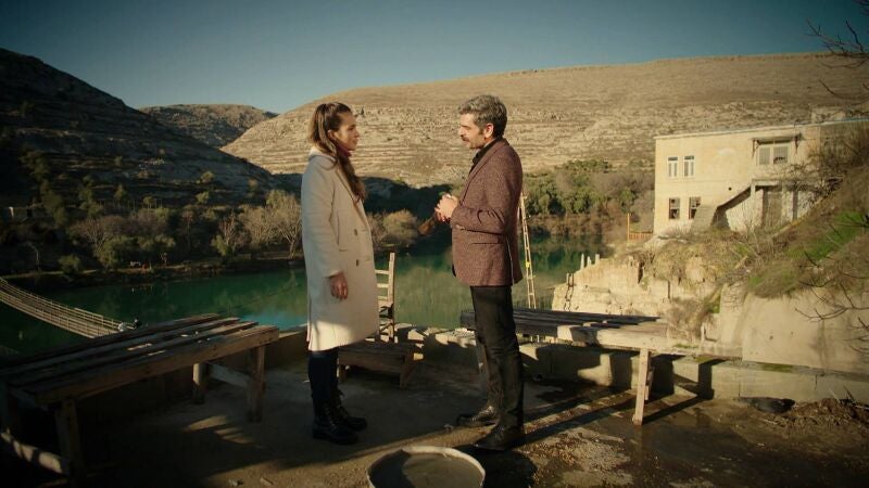 Zülüf vuelve a romper el corazón de Kenan: rechaza empezar una nueva vida junto a él alejados de sus familias 