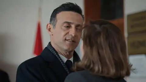 La confrontación más acalorada entre Çelebi y Cemre La confrontación más acalorada entre Çelebi y Cemre