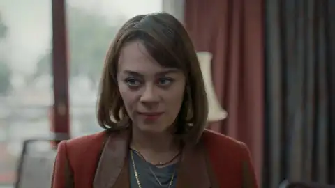 Cemre teme por su vida en casa de Çelebi e idea un plan para mantenerse a salvo Cemre teme por su vida en casa de Çelebi e idea un plan para mantenerse a salvo