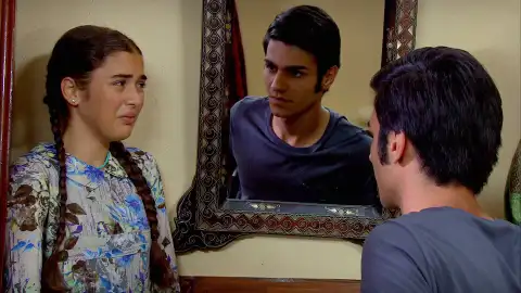 Ali hace la vida imposible a Zehra Ali hace la vida imposible a Zehra