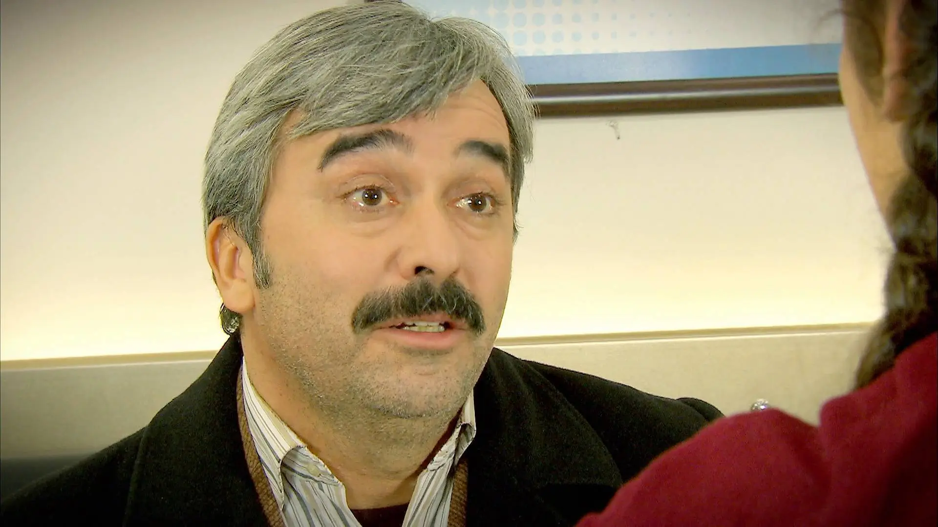 Rashit engaña a Zehra: "Gülsüm se ha inventado que no eres su hija para intentar salvarte"