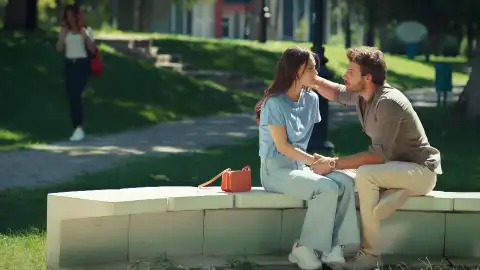 Ömer y Defne Melek