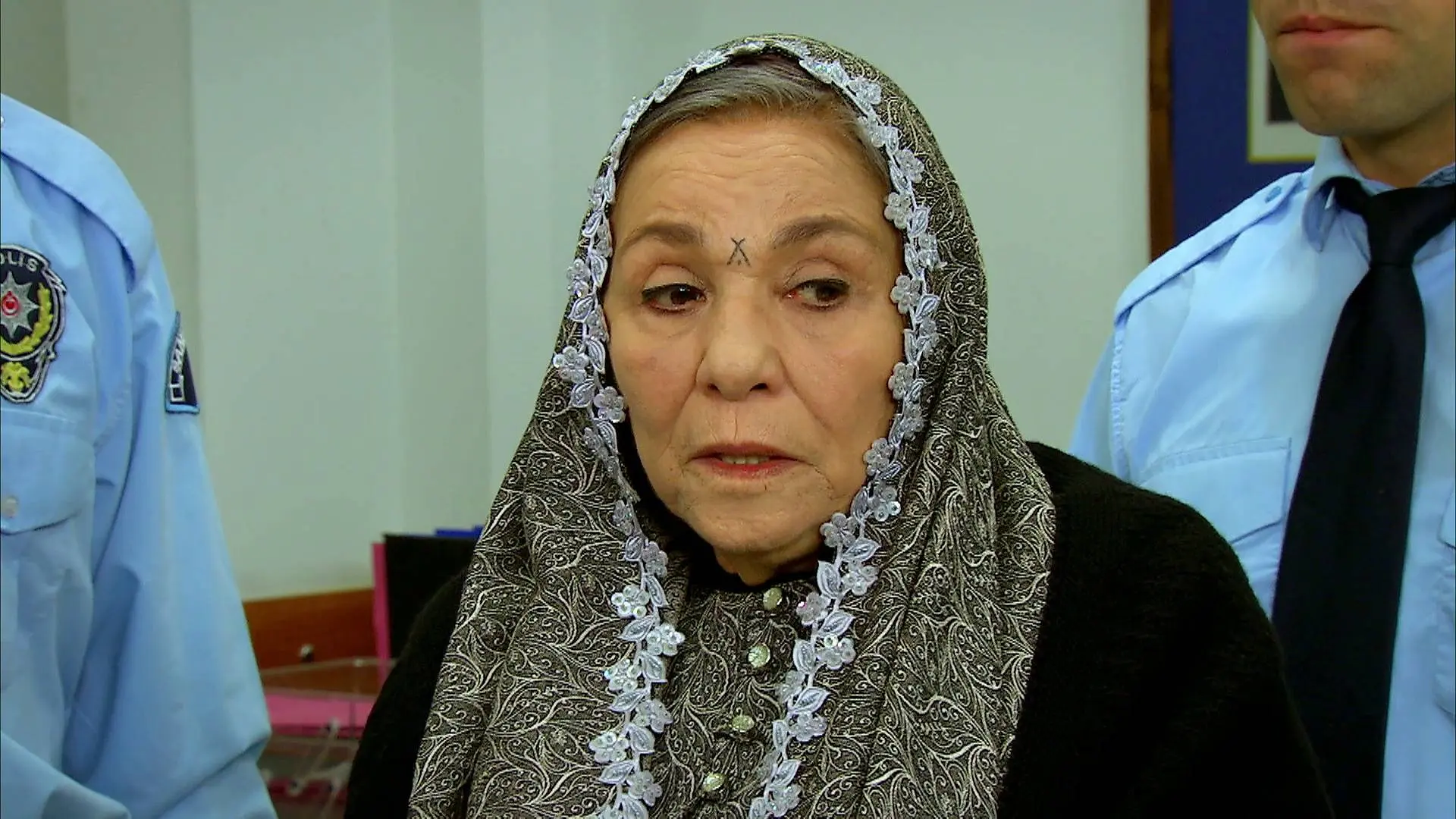 Nujin acaba en prisión y los Kirman juran vengarse de Rashit Nujin acaba en prisión y los Kirman juran vengarse de Rashit