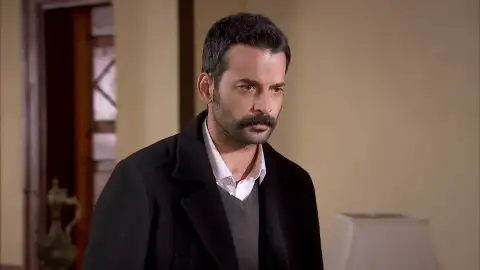 Azad defiende a su hermana Dicle de las injustas tradaciones familiares Azad defiende a su hermana Dicle de las injustas tradaciones familiares