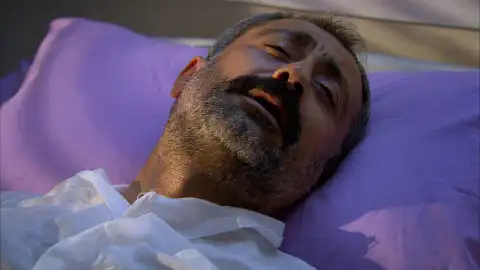 Asesinan a Cemal en el hospital por orden de Behiye Asesinan a Cemal en el hospital por orden de Behiye