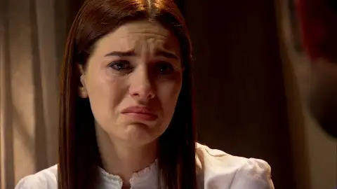 La vida de Melek da un giro radical: rompe su compromiso con Azad tras descubrir que su hija está viva La vida de Melek da un giro radical: rompe su compromiso con Azad tras descubrir que su hija está viva