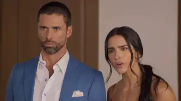 La familia de Alejandro rechaza a Sofía tras una apasionada noche de bodas 