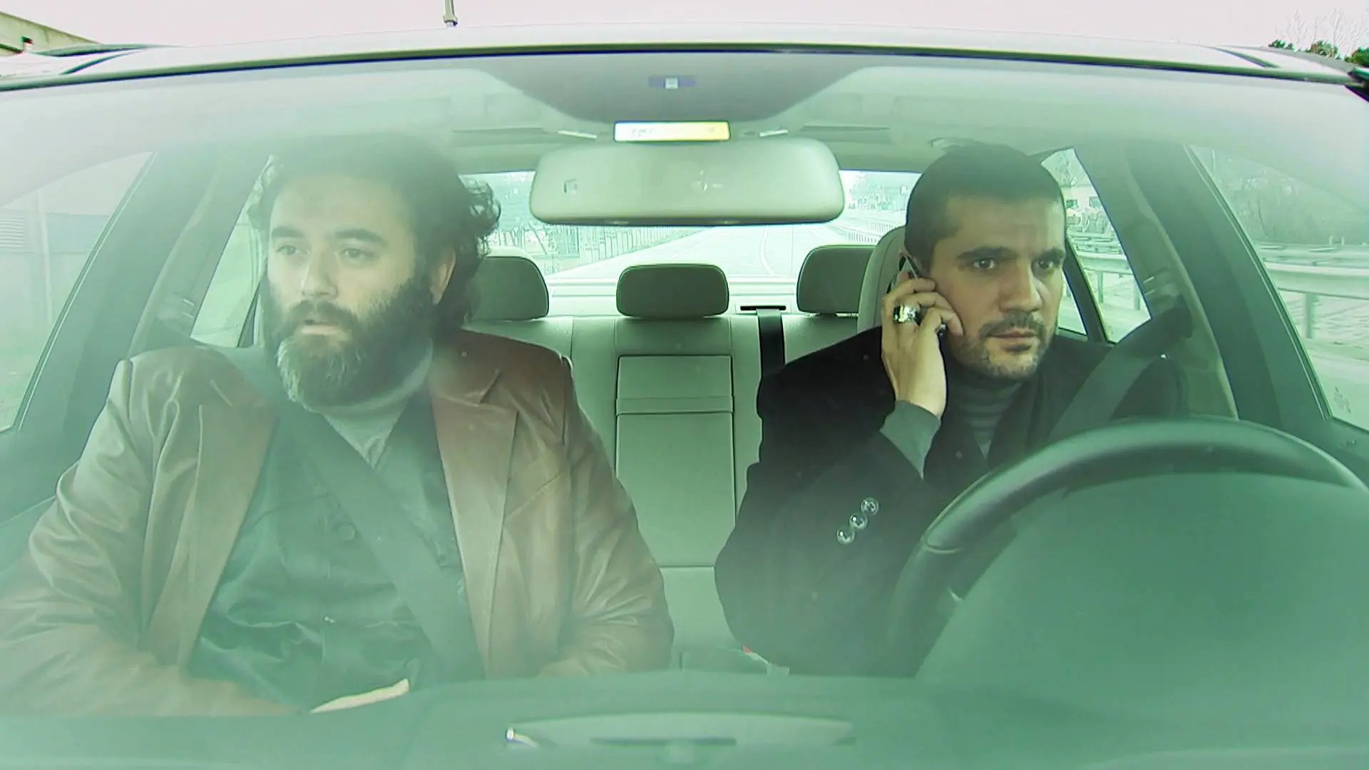 El plan de Devra para que Melek y Zehra no puedan escapar El plan de Devra para que Melek y Zehra no puedan escapar