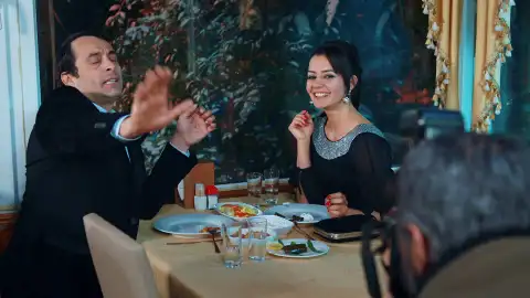 Yonça Guerra de rosas