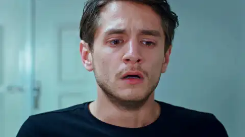 Cihan descubre que su discapacidad es por culpa de su hermana Cihan descubre que su discapacidad es por culpa de su hermana