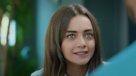 Gülru niega que Ömer sea el padre de su hijo Gülru niega que Ömer sea el padre de su hijo