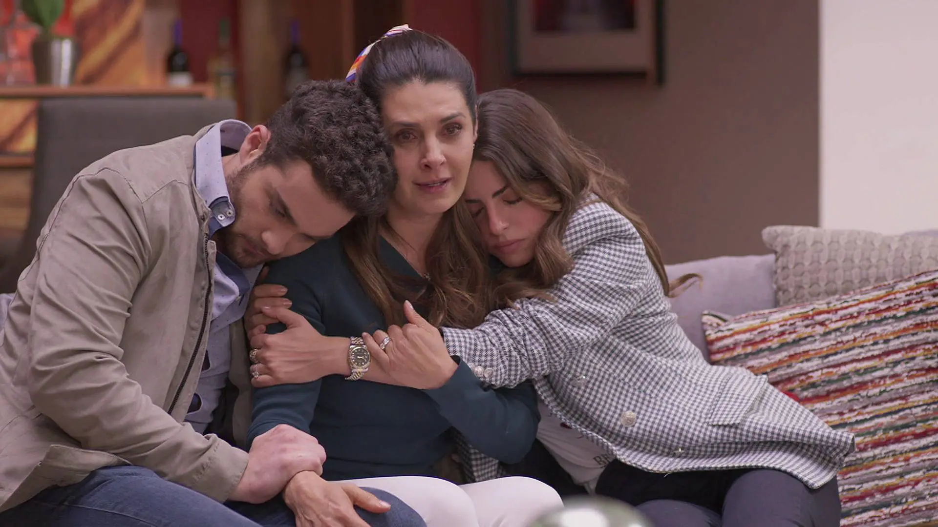 Alicia busca el apoyo de sus hijos tras decidir separarse de Sergio
