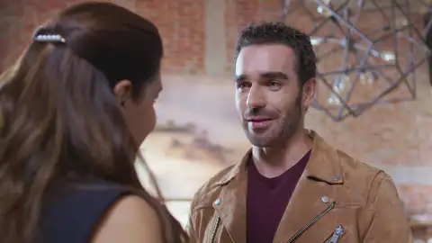 Martín confiesa a Alicia: "Voy a hacer que te enamores de mí" Martín confiesa a Alicia: "Voy a hacer que te enamores de mí"