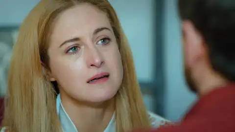 Gülfem Guerra de rosas