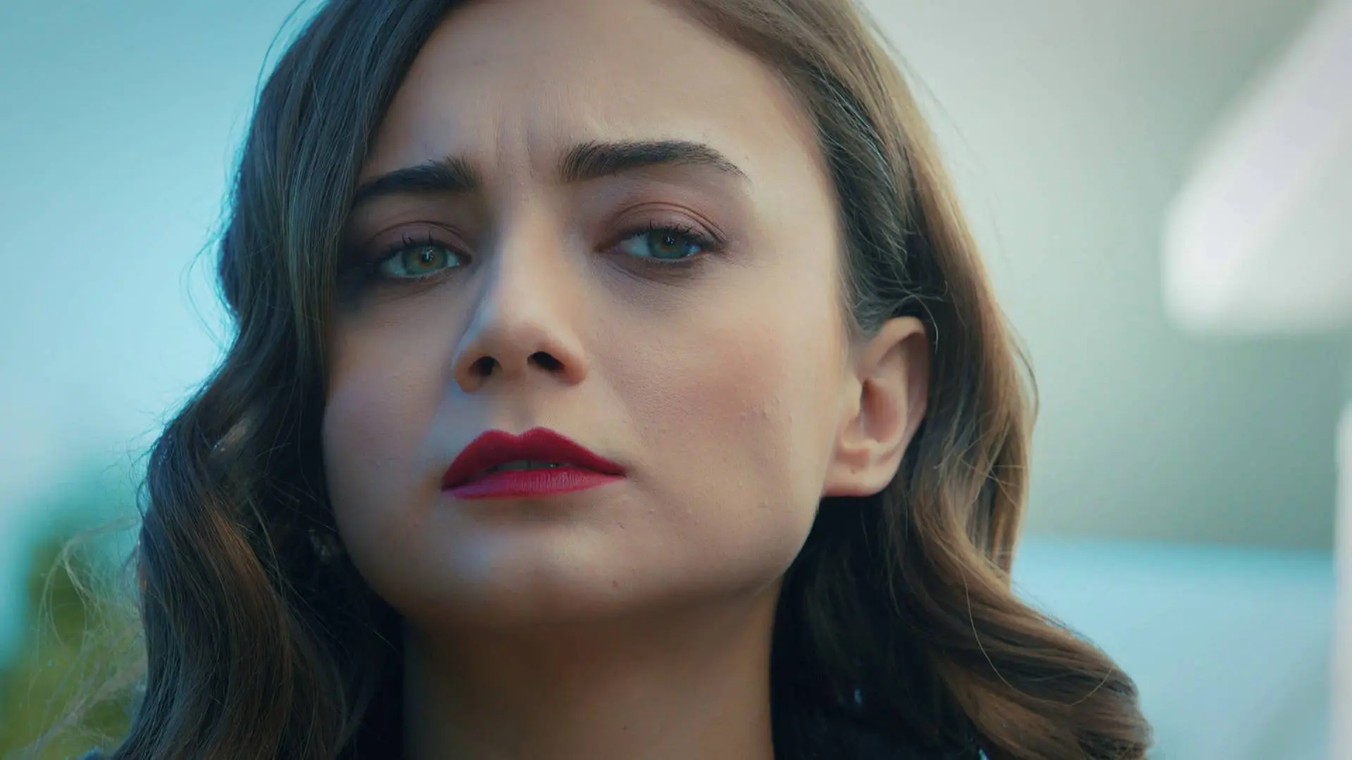 Gülru Guerra de rosas