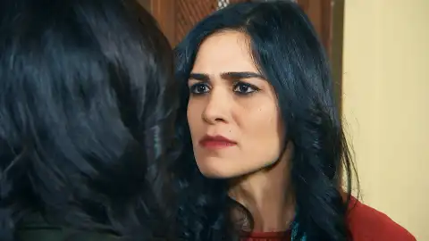 Leyla niega haber envenenado a Devra Leyla niega haber envenenado a Devra