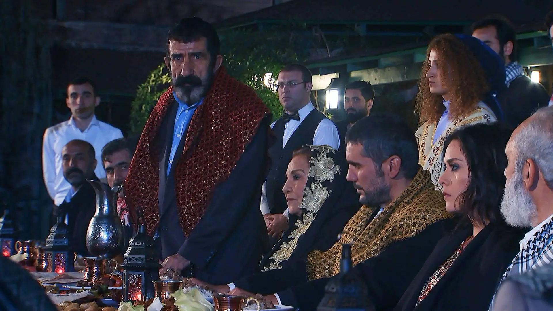 Devra alcanza su mayor sueño junto a Melek y su abuela Nujin Devra alcanza su mayor sueño junto a Melek y su abuela Nujin