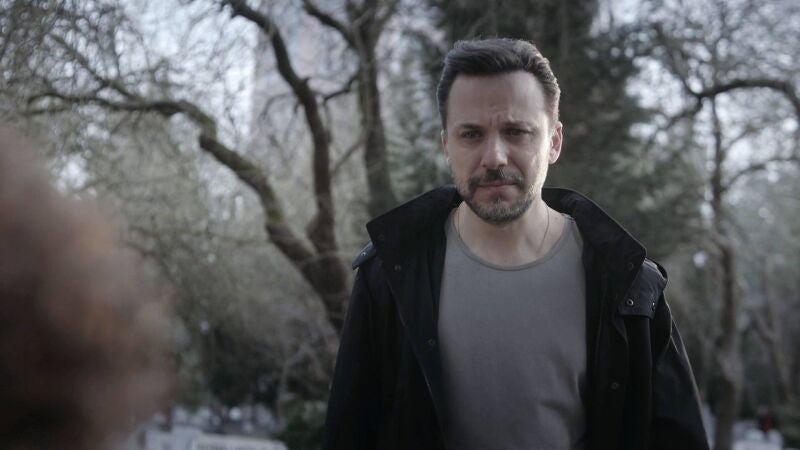 Senem descubre una extraña conexión entre Yildirim y Boran 