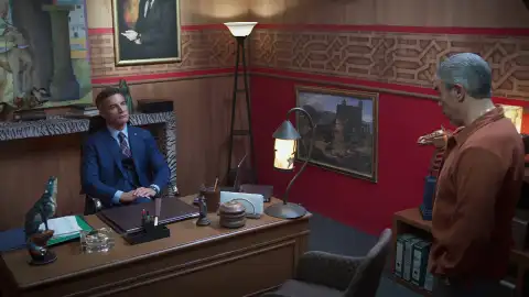 León Alfaro consigue su objetivo: hacer creer al comandante Becerra que Luis Alberto es el autor del atentado a su padre León Alfaro consigue su objetivo: hacer creer al comandante Becerra que Luis Alberto es el autor del atentado a su padre