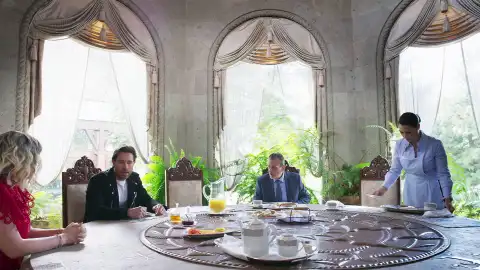 Matilde se altera al escuchar que Mariana pudo ser envenenada Matilde se altera al escuchar que Mariana pudo ser envenenada