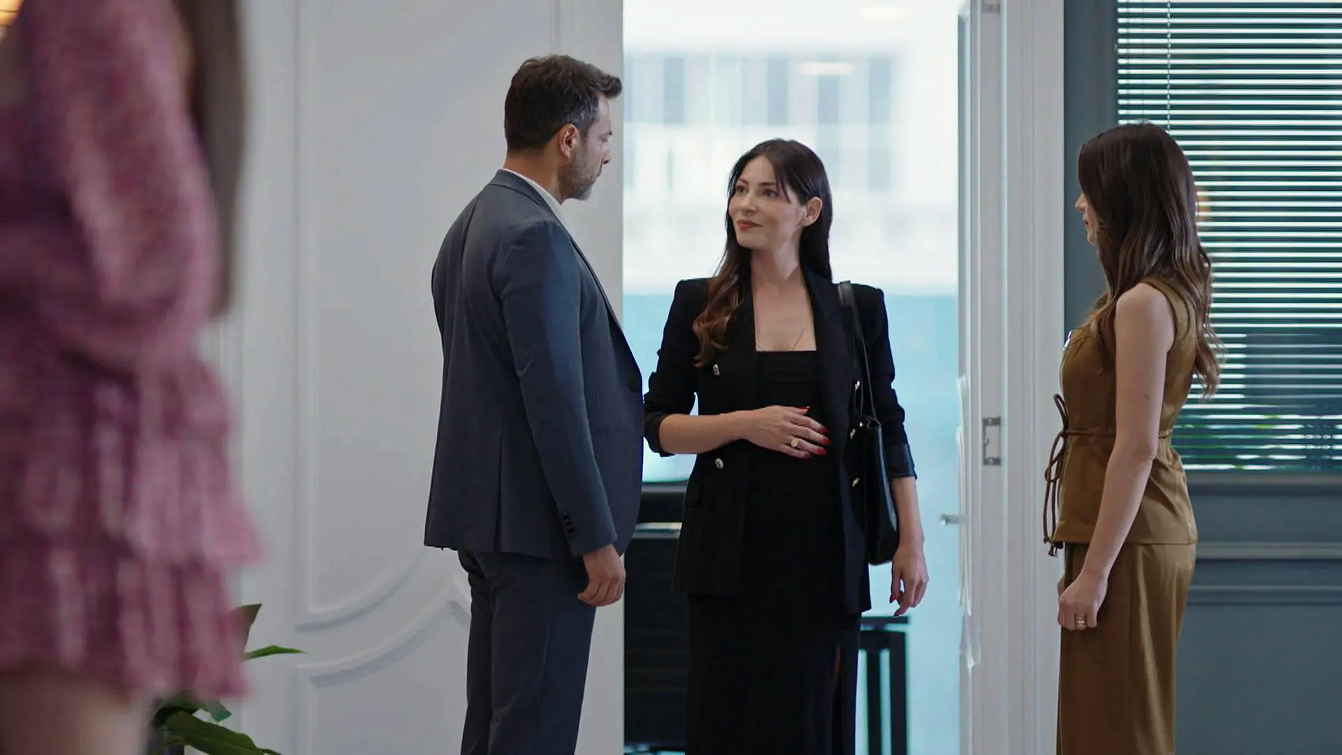 Azra y Efe La ley del amor