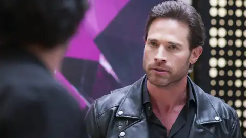 Luis Alberto discute acaloradamente con Santiago tras conocer la última voluntad de su padre Luis Alberto discute acaloradamente con Santiago tras conocer la última voluntad de su padre